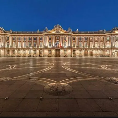 Plein Centre-jusqu'à 4 Personnes-parking Et Petit Déjeuner Inclus Appartement
