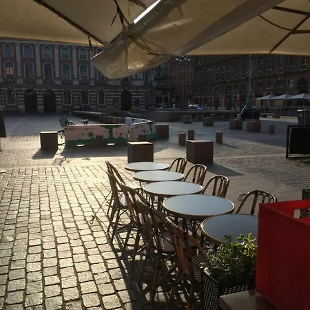 Appartement Plein Centre-jusqu'à 4 Personnes-parking Et Petit Déjeuner Inclus *