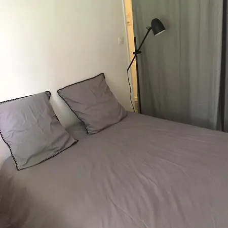 Plein Centre-jusqu'à 4 Personnes-parking Et Petit Déjeuner Inclus Appartement *