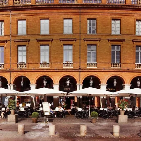 Апартаменты Plein Centre-jusqu'a 4 Personnes-parking Et Petit Dejeuner Inclus *